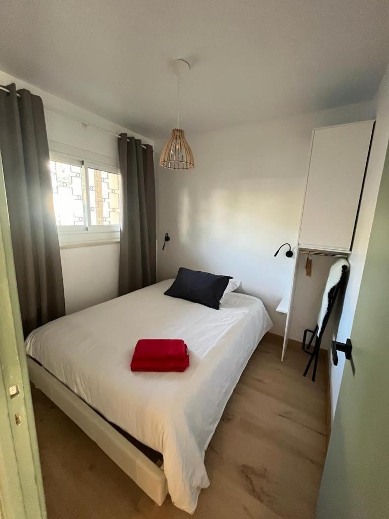 Apartment Vue Saint-jean Cap Ferrat: Seaside Comfort For Four