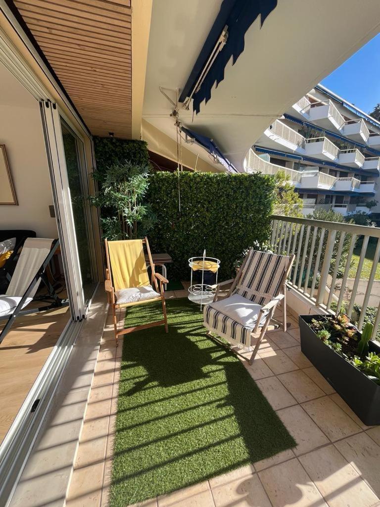 Apartment Vue Saint-jean Cap Ferrat: Seaside Comfort For Four *